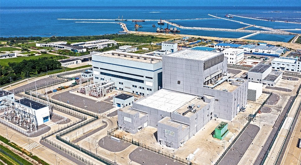 Figure 3. 200 MWe HTR-PM high-temperature gas-cooled reactor. Shidao Bay, China 